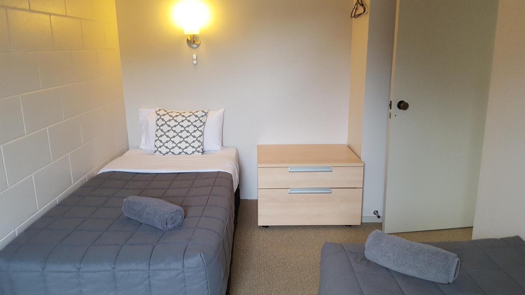 Akaroa Waterfront Motels Екстер'єр фото
