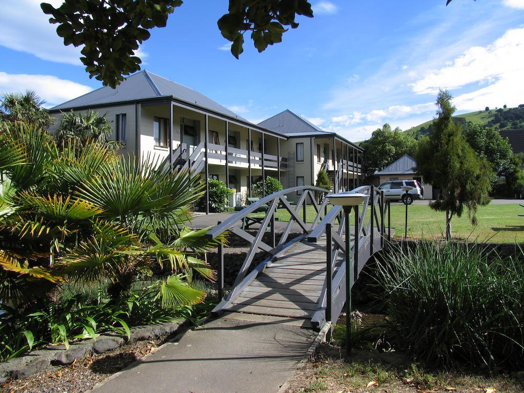 Akaroa Waterfront Motels Екстер'єр фото